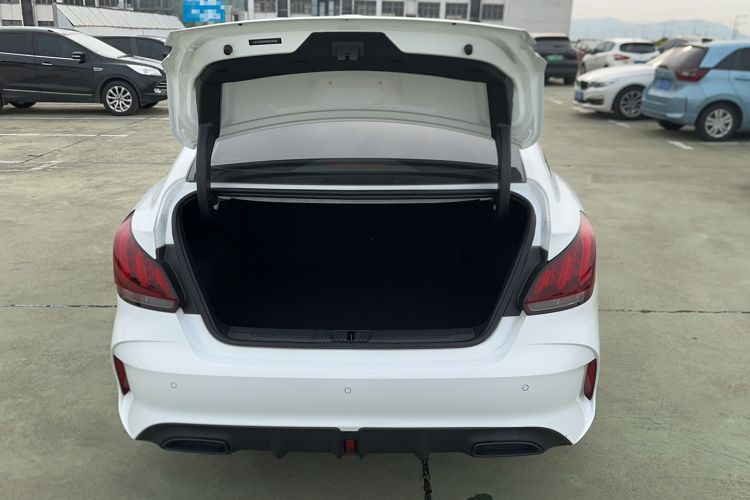 Used MG 5 2022 180 DVVT CVT Youth Style Edition Trunk