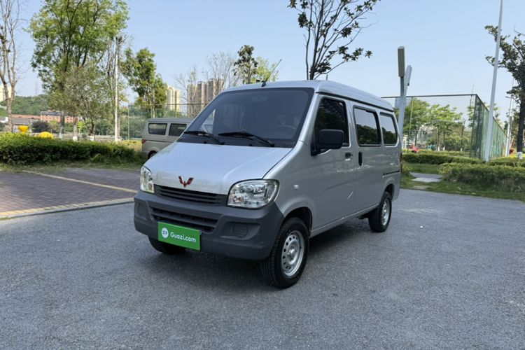 Used Wuling Zhiguang 2023 1.5L Practical Version 5/7 Seats