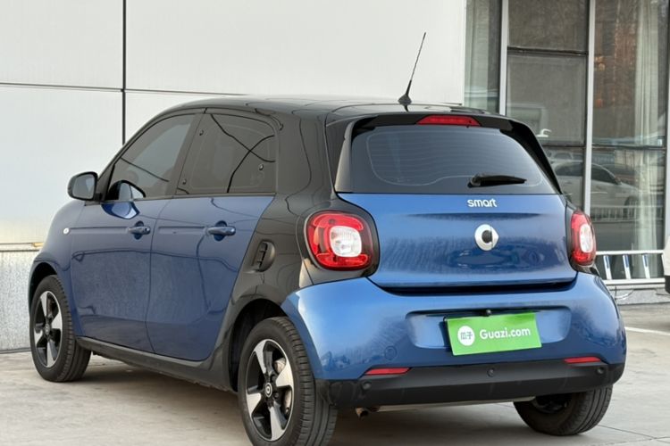 Used smart forfour 2018 0.9T 66 kW Fashion Edition