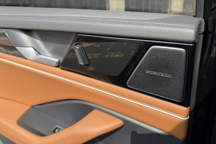 Used Volkswagen Magotan 2024 380TSI DSG Prestige Edition DaMai Package