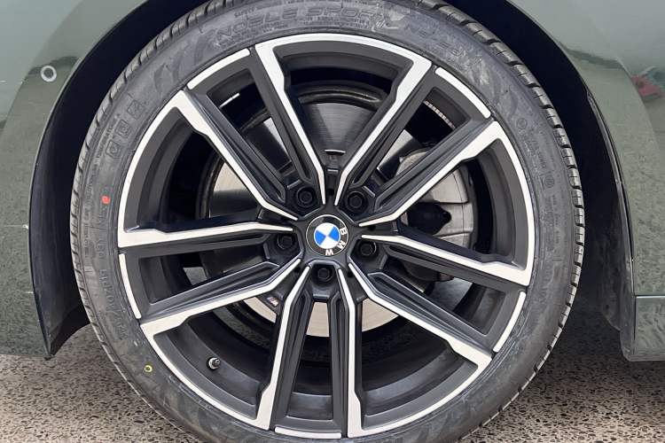 Used BMW 4 Series 2022 Second Facelift 430i M Sport Night Edition Package Exterior 6