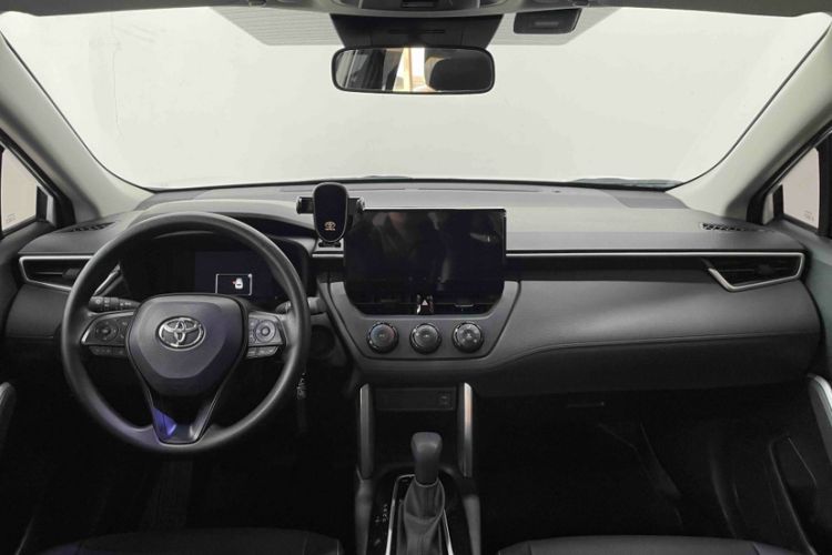 Used Toyota Corolla Cross 2023 2.0L Pioneer Edition Gear Lever