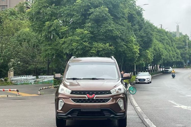 Used Wuling Hongguang S3 2018 1.5L Manual Comfort Model China V Standard
