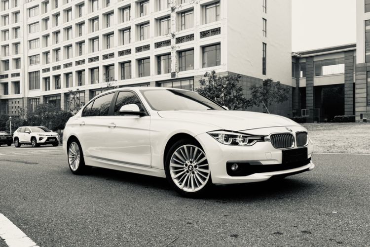 Used BMW 3 Series 2018 320Li Fashion Model
