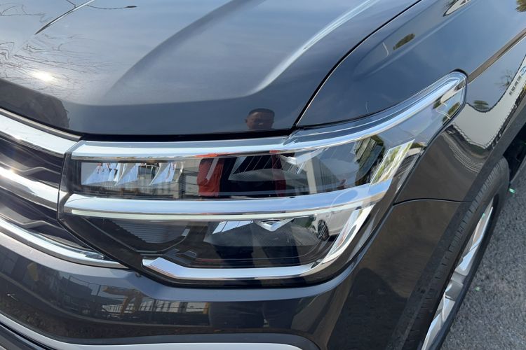 Used Volkswagen Tharu 2024 300TSI Two-Wheel-Drive Crescent Edition Left Front Headlight