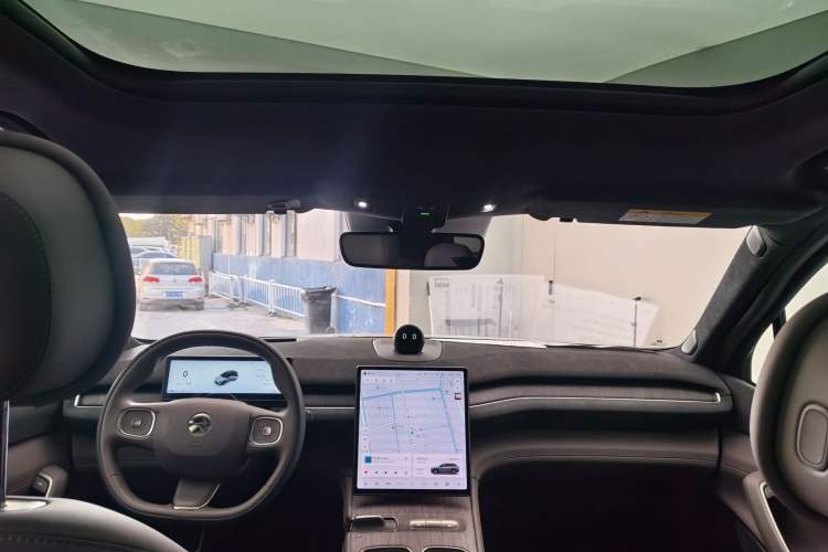 Used Nio ES7 2022 75 kWh Interior 6