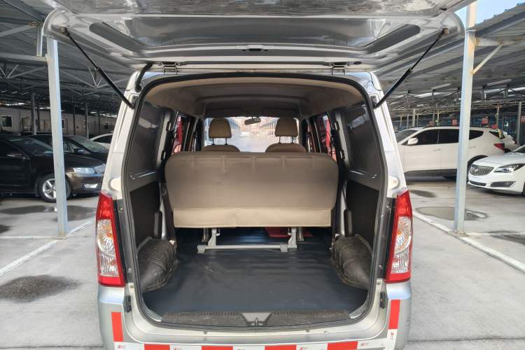 Used Wuling Rongguang S 2021 1.2L Base Model Window-Sealed 5-Seat LSI Car
