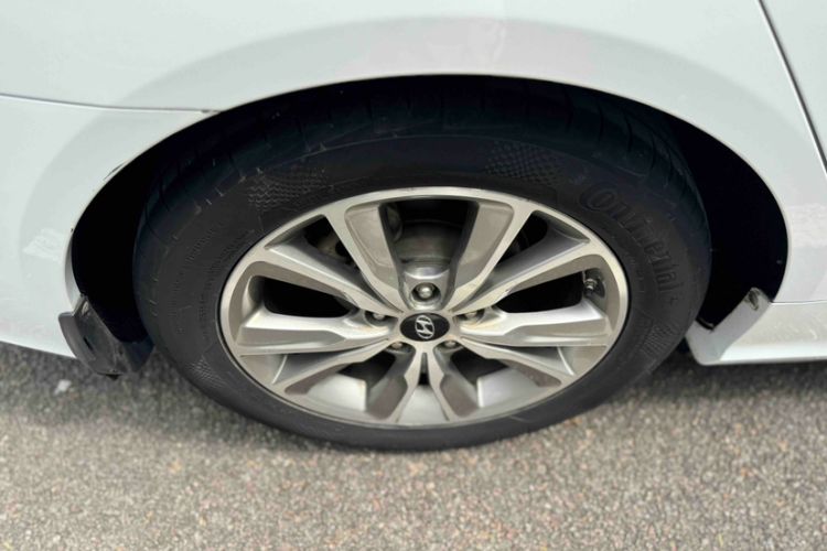 Used Hyundai Sonata 2014 2.4L Automatic Leading Edition China V Standard
