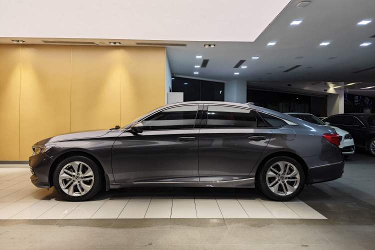 Used Honda Accord 2018 260TURBO Luxury Edition China VI Exterior 4