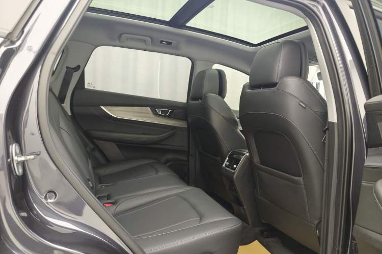 Used Chery Tiggo 8 PLUS 2022 Kunpeng Edition 390TGDI DCT Passion Version