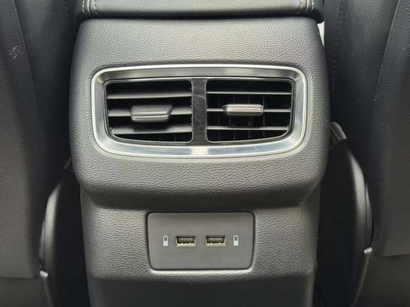 Used Hongqi H5 2022 Classic Model 1.8T Automatic Smart Connect Flagship Edition – Chinese Trim Chang — 19