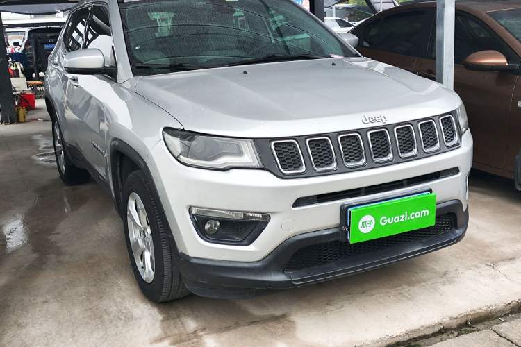 Used Jeep Compass 2017 200T Automatic Comfort Edition
