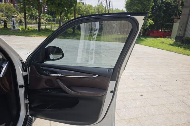 Used BMW X5 2013 xDrive35i U.S. specification