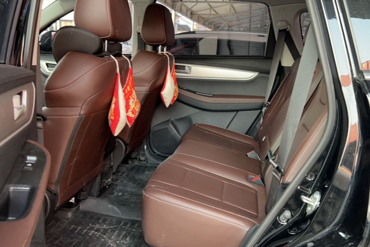 Used FORTHING T5 2023 Grand Edition 1.6L Manual Dream Version Five Seats
