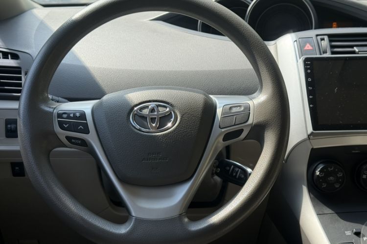 Used Toyota Verso 2014 Starlight 180E CVT Elite Edition