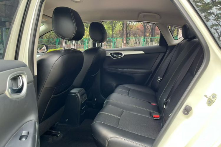 Used Nissan Sylphy 2022 Classic 1.6XE CVT Comfort Edition Interior 3