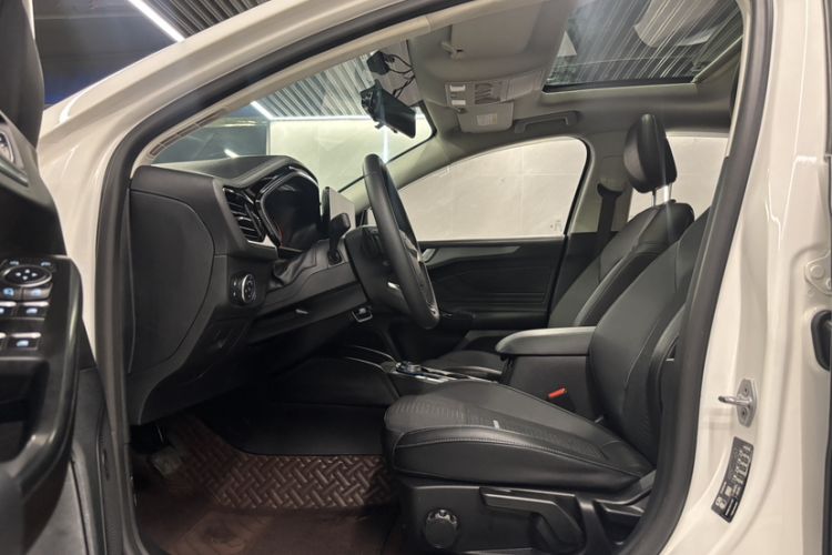 Used Ford Focus Active 2021 EcoBoost 180 Automatic Trendy Model
