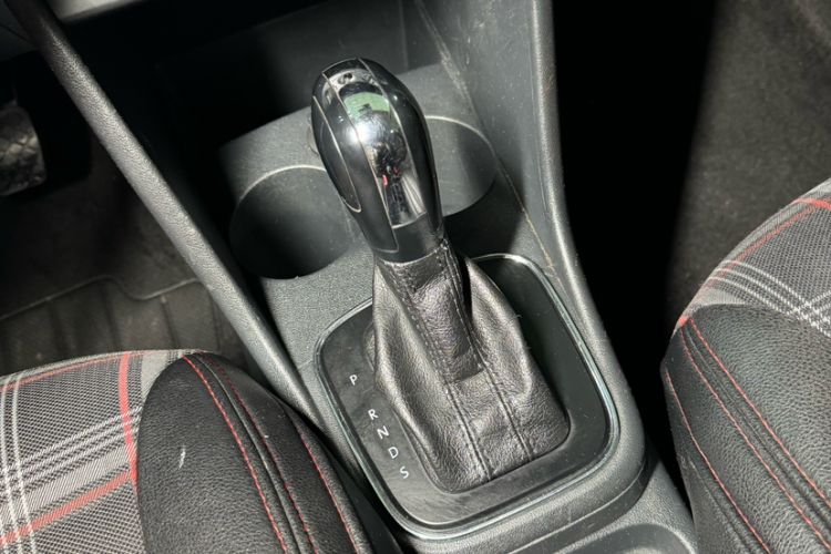 Used Volkswagen Polo 2016 1.4L Automatic Trendy Model Exterior 7