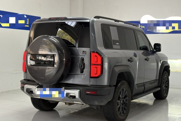 Used Formula Leopard 5 2023 Navigator Edition Exterior 5