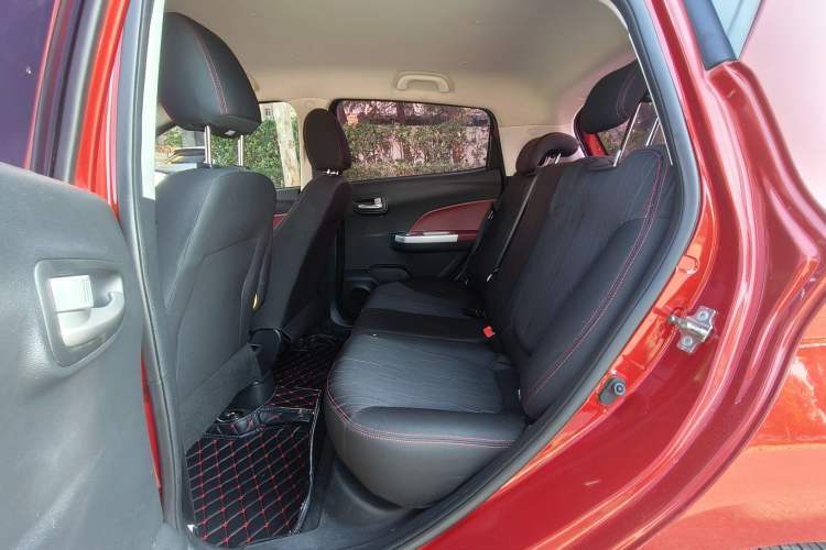 Used CHANGAN Benni 2015 1.4L IMT Prestige Model China V Standard
