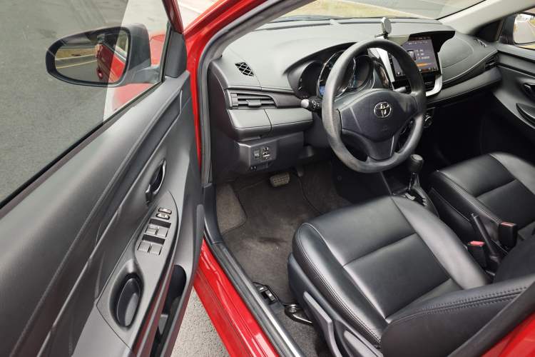 Used Toyota YARiS L  Zhi Xiang 2017 1.5E CVT Dynamic Edition