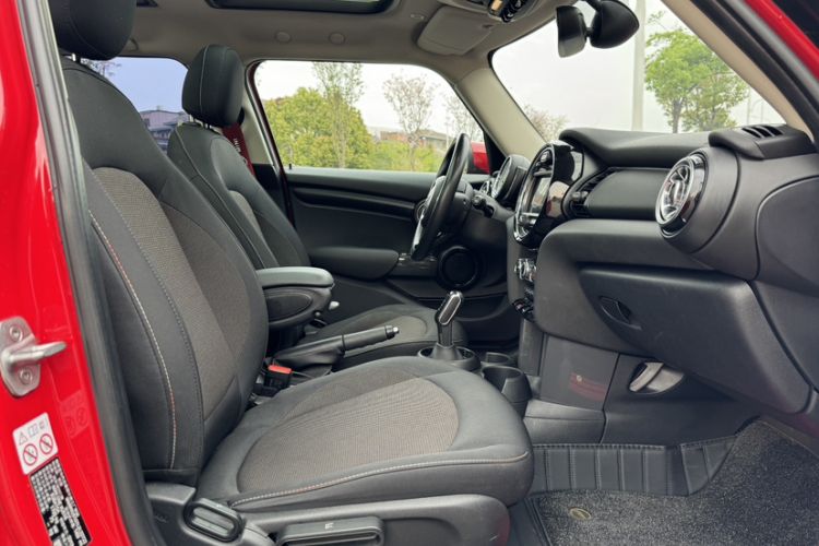 Used MINI 2019 1.5T ONE Five-Door Edition
