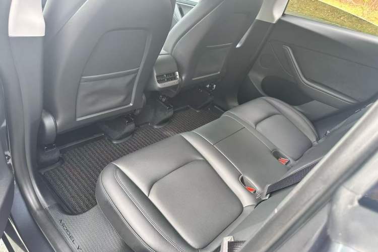 Used Tesla Model Y 2024 Rear-Wheel-Drive Version