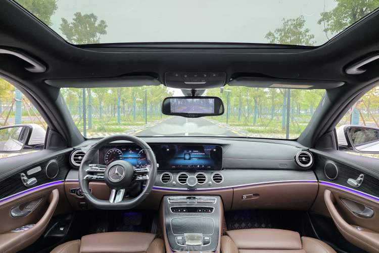 Used Mercedes-Benz E-Class 2021 Facelift E 260 L Sport Edition Interior 10