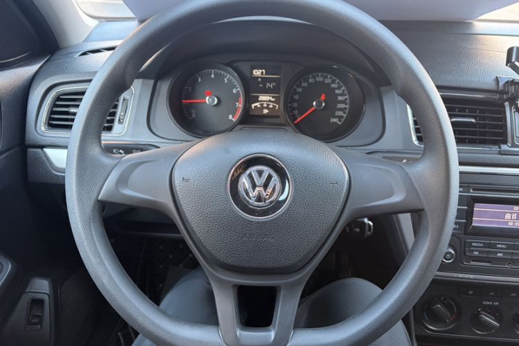 Used Volkswagen Lavida 2018 Classic 1.5L Manual Fashion Edition China VI Standard