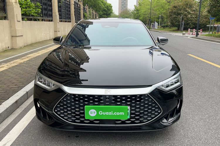 Used BYD Han 2024 DM-i Glory Edition 200KM Flagship Model Front