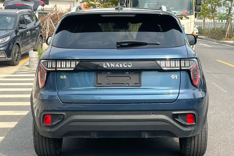 Used Lynk & Co 01 2019 2.0T Two-Wheel Drive Zhaopu Version China VI Standard Exterior 4