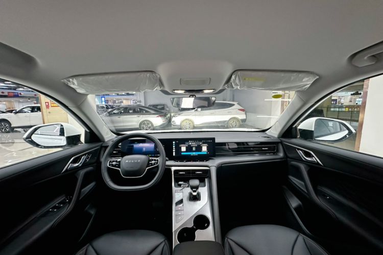 Used Roewe D5X DMH 2024 135 Luxury Edition
