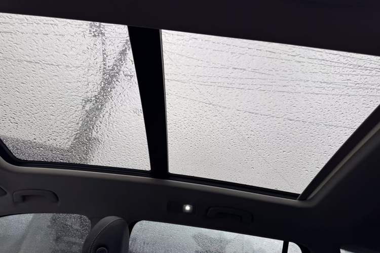 Used Volkswagen Tiguan L 2024 330TSI Automatic Two-Wheel Drive R-Line Enhanced Edition