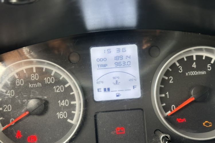 Used Jinbei Hiace X30 2023 1.5L Super-Enjoyment Van 2/5 Seats Non-Air-Conditioned Version SWC15M