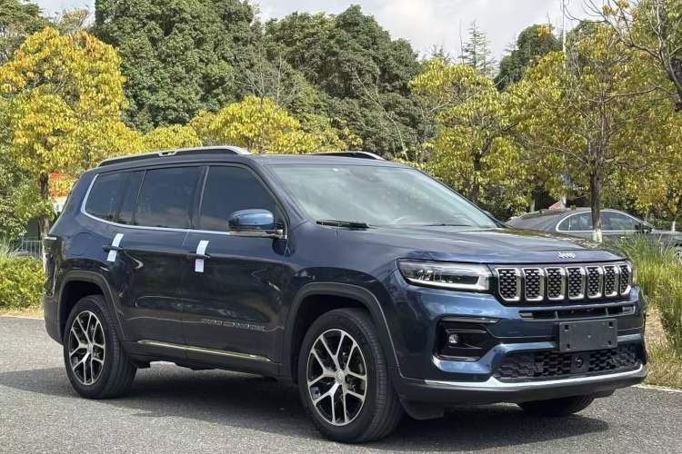 Used Jeep Grand Commander 2022 2.0T Four-Wheel Drive Luxury Edition
