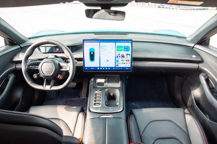 Used Xiaomi Auto SU7 2024 Rear-Drive Ultra-Long Range Advanced Pro-Level Intelligent Driving Version
