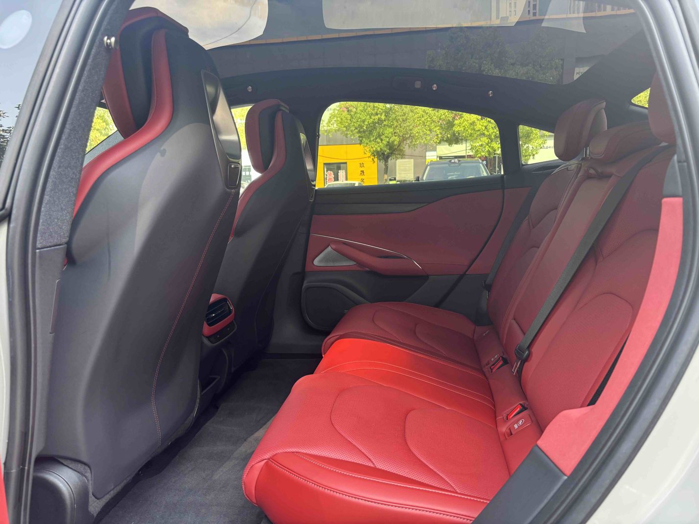 Xiaomi Auto SU7 2024 Rear-Drive Long-Range Intelligent Driving Version — снимка 17