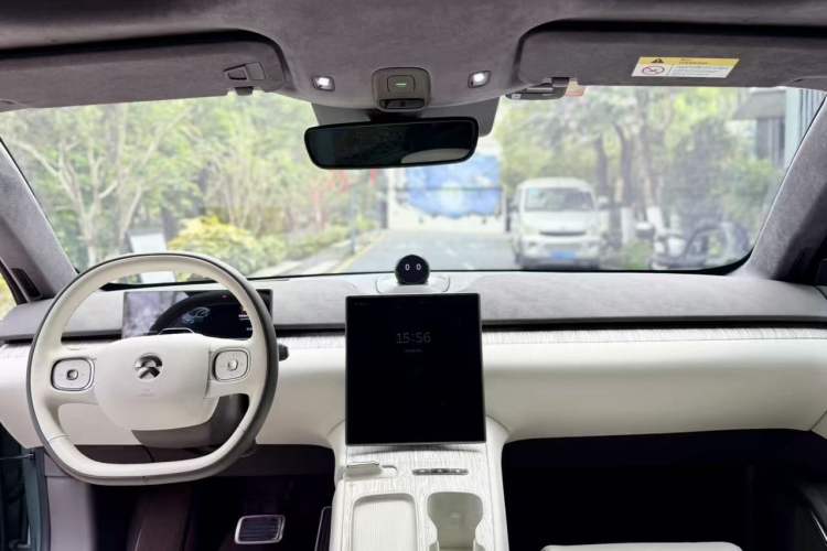 Used Nio ET7 2022 100kWh First Edition Interior 9