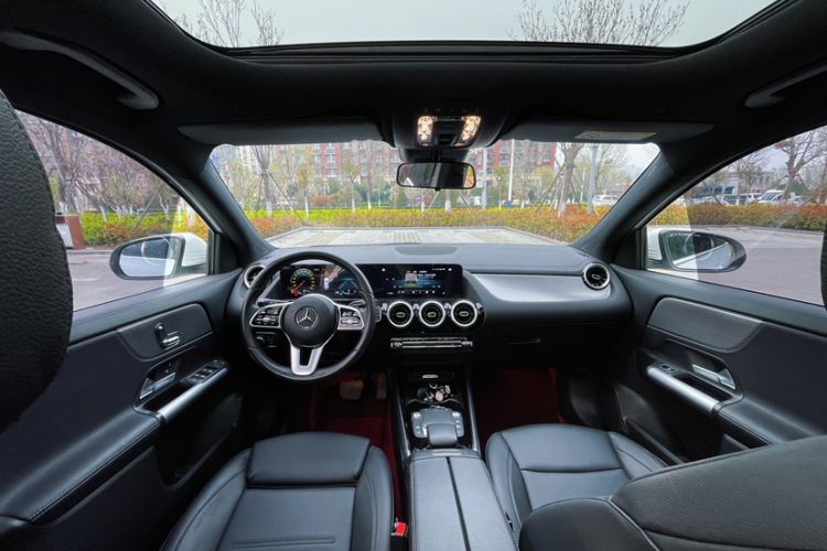 Used Mercedes-Benz GLA 2023 GLA 200 Interior 3