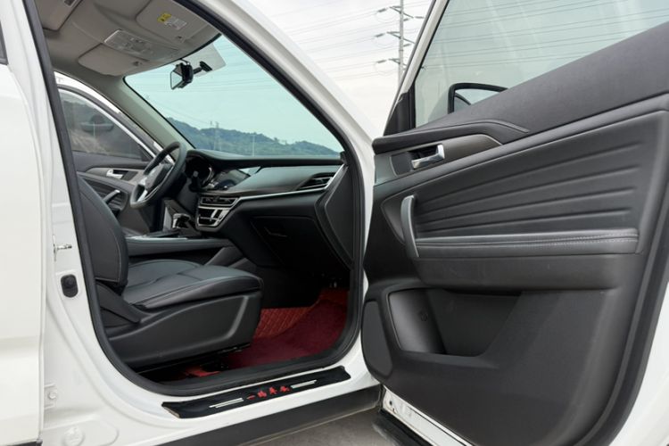 Used CHANGAN CS35PLUS 2019 1.4T DCT Chuanlian Blue Whale Edition Interior 10