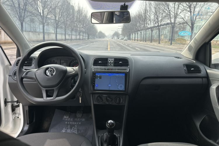 Used Volkswagen Polo 2016 1.4L Manual Fashion Model