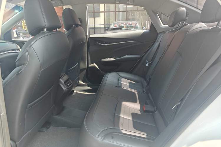 Used Buick GT 2019 18T Automatic Connected Elite Model China VI Standard Interior 3