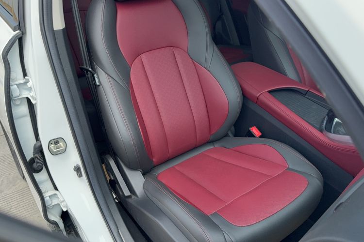 Used Dongfeng Aeolus AX7 2021 PRO 1.6T Automatic Business Edition
