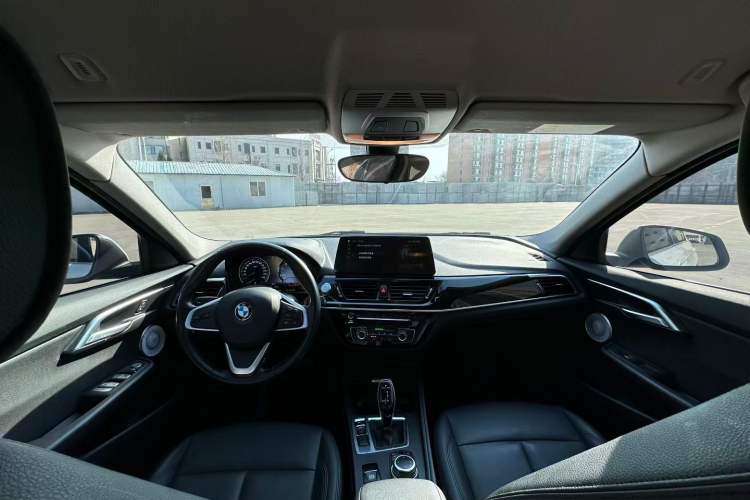 Used BMW 1 Series 2022 120i M Sport Edition Interior 1