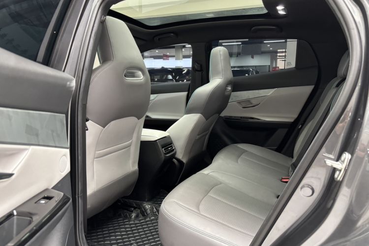 Used CHANGAN UNI-T 2023 Second-Generation 1.5T Prestige Model Exterior 9