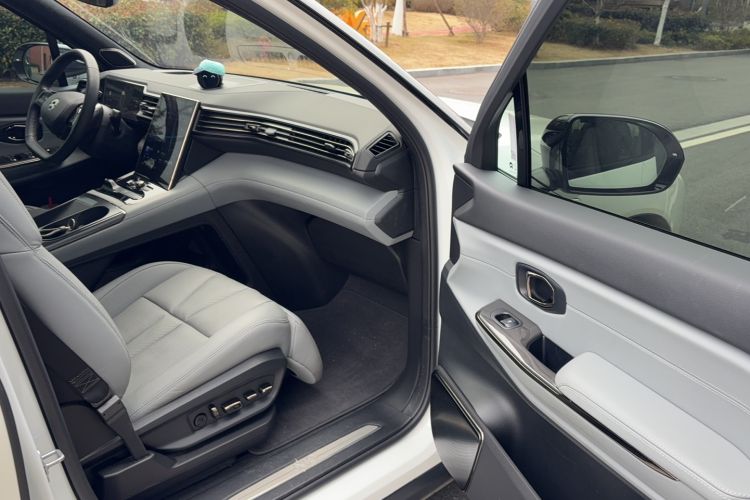 Used Nio ES8 2020 415 km Range 6-Seater Version
