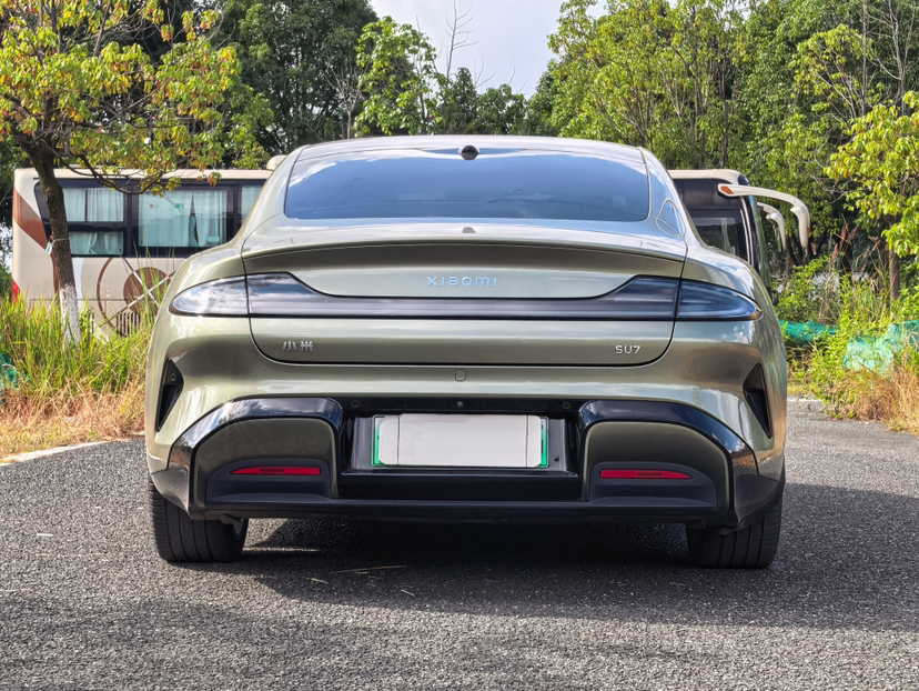 Xiaomi Auto SU7 2024 Rear-Drive Ultra-Long Range Advanced Pro-Level Intelligent Driving Version — снимка 12