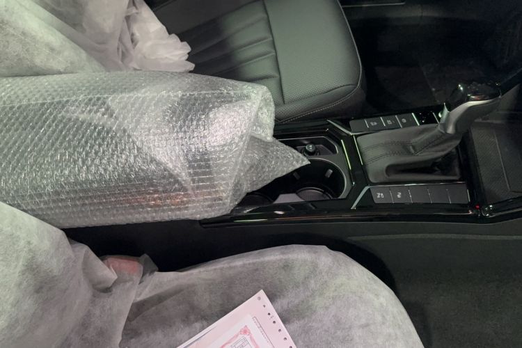 Used Volkswagen Passat 2026 Model, Outstanding 380TSI Longyao Edition