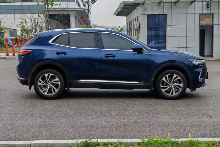 Used Buick Envision 2023 Encore S 652T Two-Wheel-Drive Luxury Model