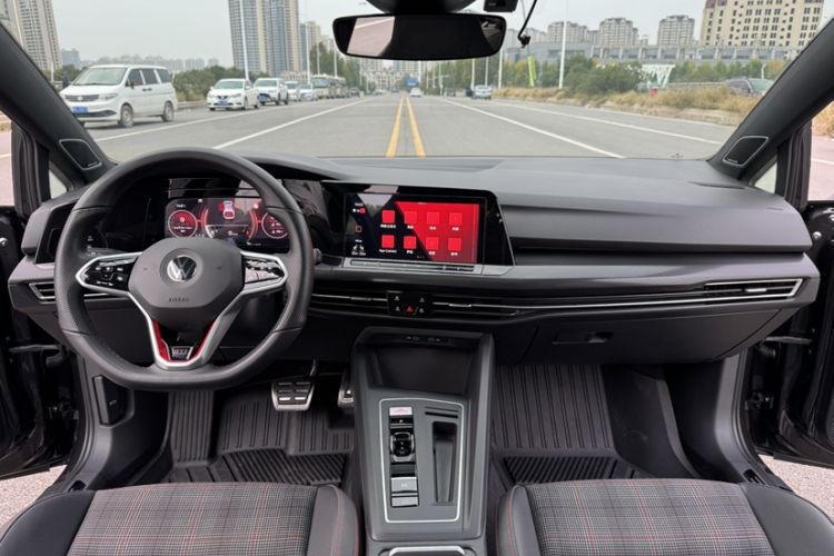 Used Volkswagen Golf GTI 2021 380TSI DSG GTI
